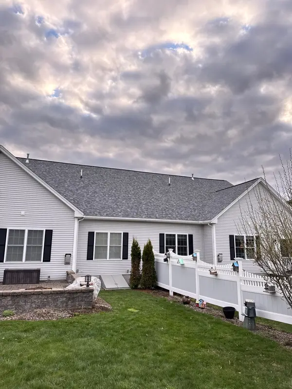 Multi-Unit Townhome Complex Re-Roof Across Every Building — Stratham, NH — completed by Compass Exteriors in Stratham